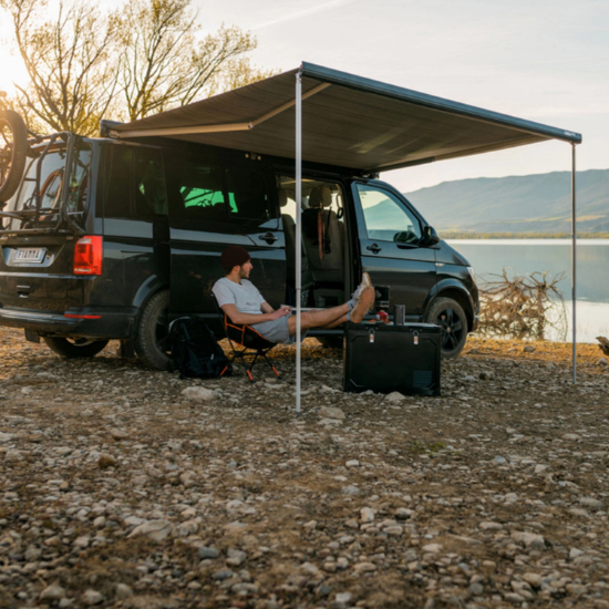 Fiamma F80s 4.00 x 2.50 Siyah Karavan Çatı Tente