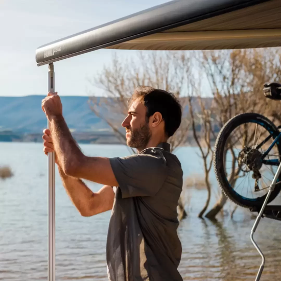 Fiamma F80s 4.25 x 2.50 Beyaz Çatı Tipi Karavan Tentesi resmi